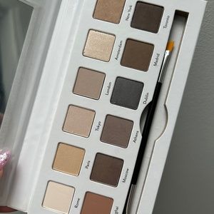 Cargo Around the World Eyeshadow Palette